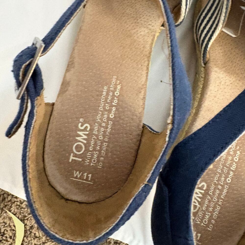 TOMS Sienna Espadrille Wedge Sandals Blue White Striped Canvas Size 11 - Picture 6 of 7
